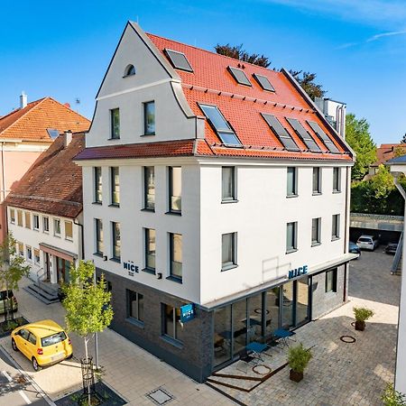 Hotel Nice Laupheim Extérieur photo