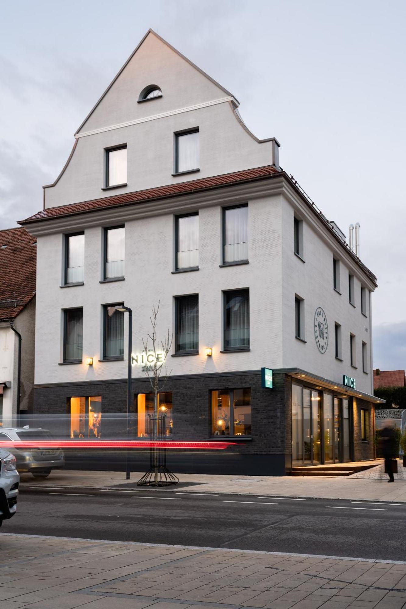 Hotel Nice Laupheim Extérieur photo
