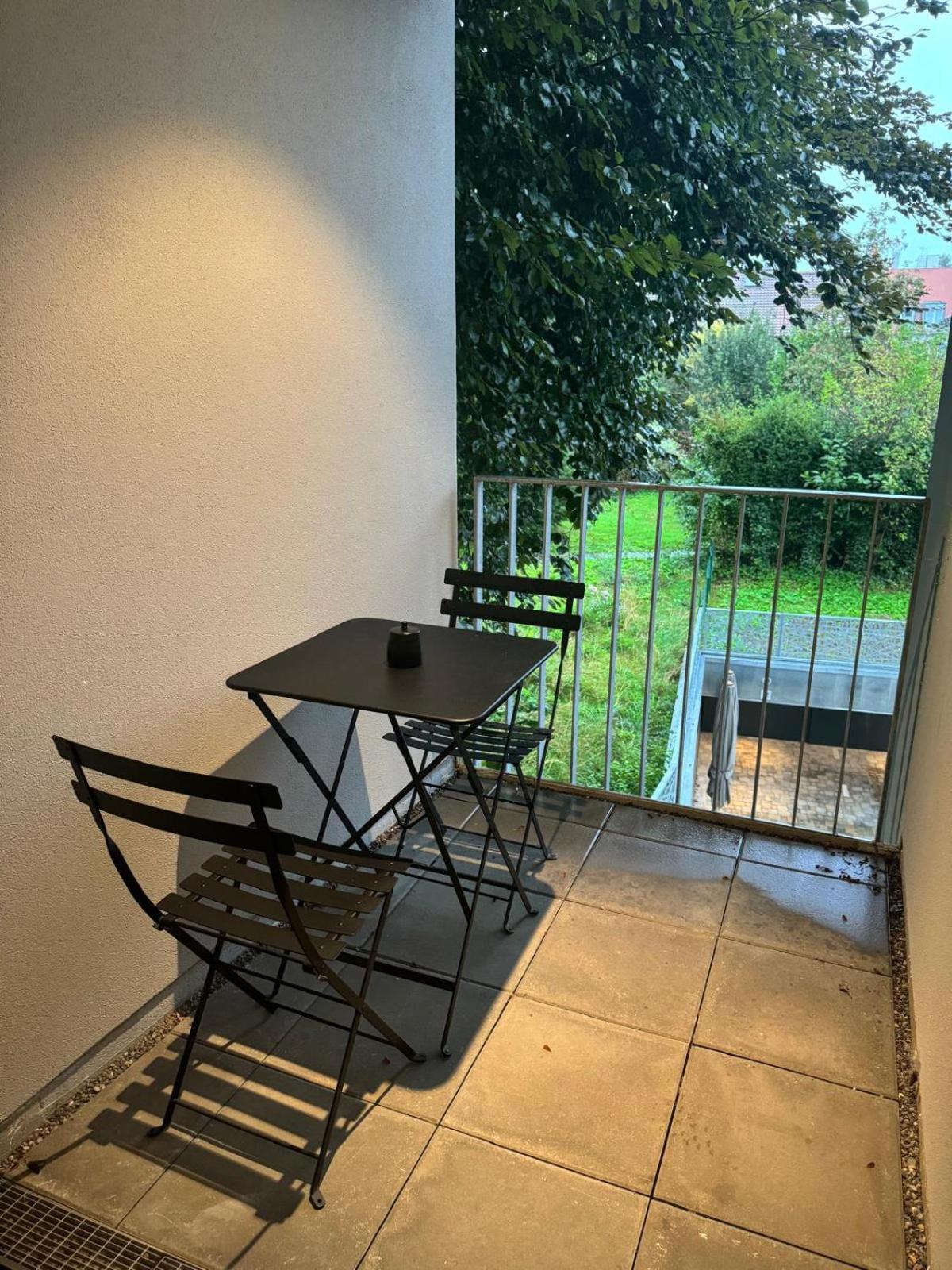 Hotel Nice Laupheim Extérieur photo